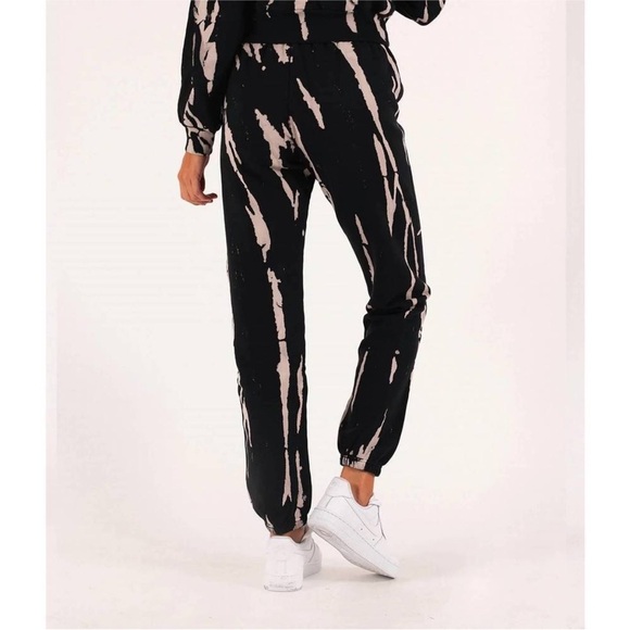 PAM & GELA bleach tie dye gym sweatpants in black/cream joggers M Marble - Picture 2 of 8